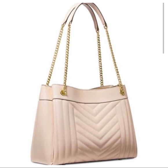 SOLD Michael Kors Susan Quilted Lamb Shoulder Bag - Picture 6 of 9